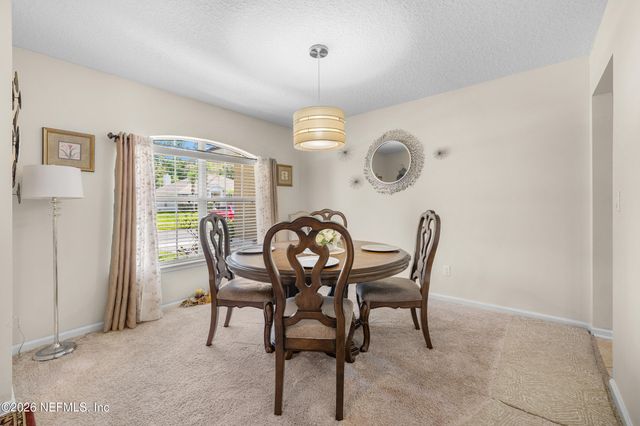 10905 STANTON HILLS Drive E, Jacksonville, FL 32222