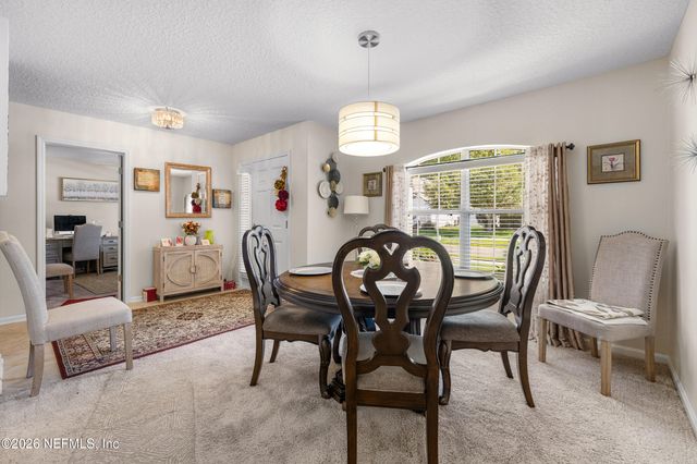 10905 STANTON HILLS Drive E, Jacksonville, FL 32222