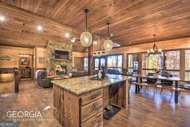187 Hayden Way Drive, Morganton, GA 30560
