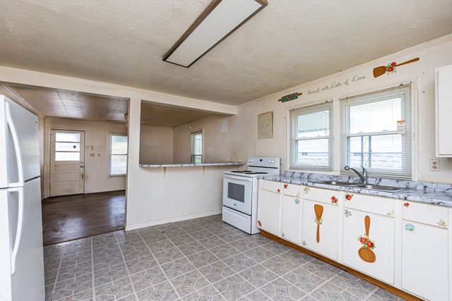 212 Montgomery Avenue, Mt Sterling, KY 40353