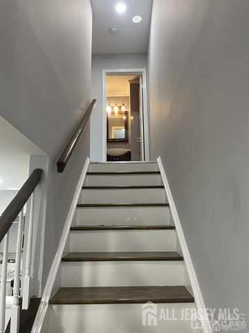 23 Delavan Court, New Brunswick, NJ 0890