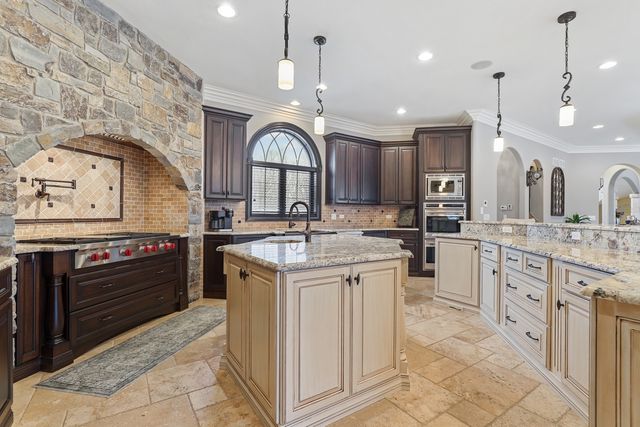 12650 Brighton Court, Mokena, IL 60448