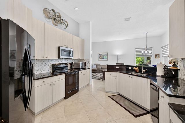 8969 Torcello Way, Boynton Beach, FL 33472