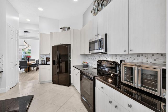 8969 Torcello Way, Boynton Beach, FL 33472