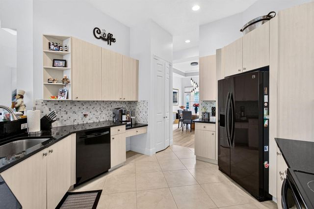 8969 Torcello Way, Boynton Beach, FL 33472