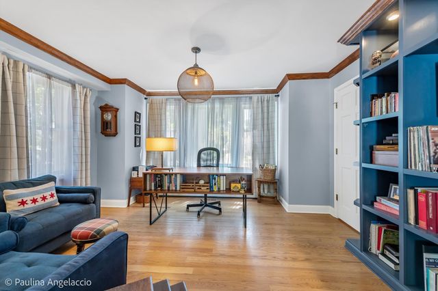 318 W Lake Street, Barrington, IL 60010