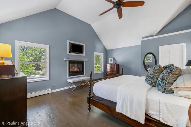 318 W Lake Street, Barrington, IL 60010