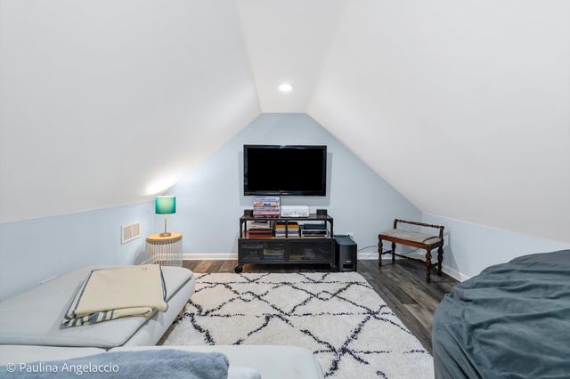 318 W Lake Street, Barrington, IL 60010