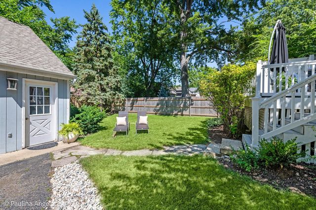 318 W Lake Street, Barrington, IL 60010