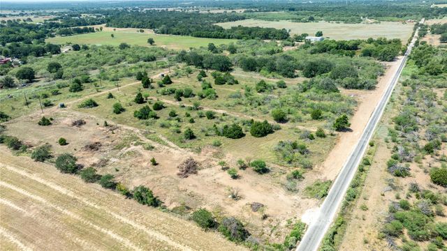 200 Tumbleweed TRL, Dale, TX 78616