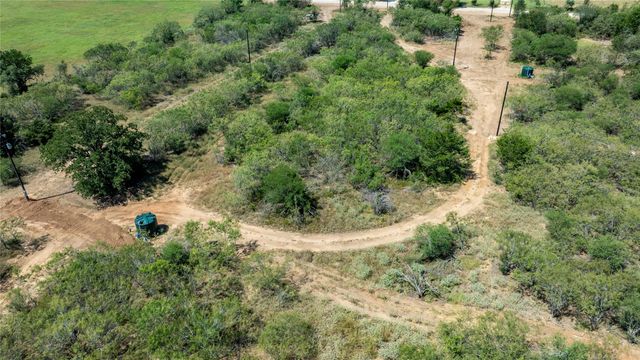 200 Tumbleweed TRL, Dale, TX 78616