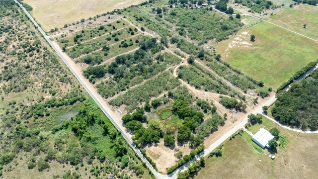 200 Tumbleweed TRL, Dale, TX 78616