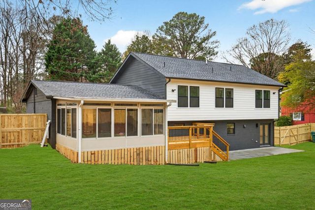 245 Doeskin Trail SE, Smyrna, GA 30082