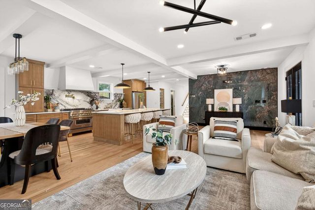 245 Doeskin Trail SE, Smyrna, GA 30082