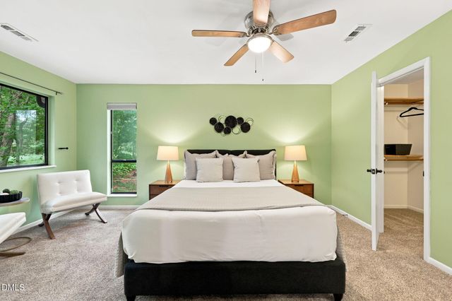 612 Cedar Brook Way, Chapel Hill, NC 27516