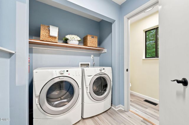 612 Cedar Brook Way, Chapel Hill, NC 27516