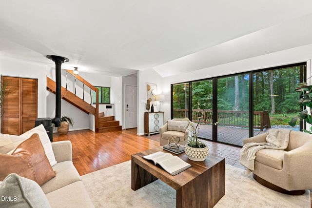612 Cedar Brook Way, Chapel Hill, NC 27516