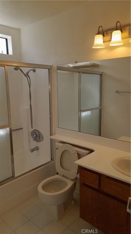 25712 Le Parc 31, Lake Forest, CA 92630