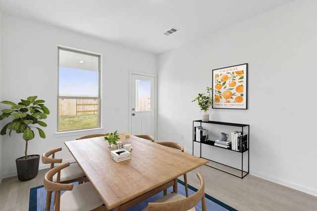 1017 S Oakhurst Drive, Dayton, TX 77535