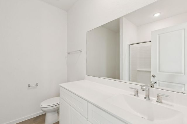 1017 S Oakhurst Drive, Dayton, TX 77535