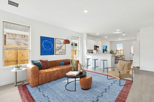 1017 S Oakhurst Drive, Dayton, TX 77535