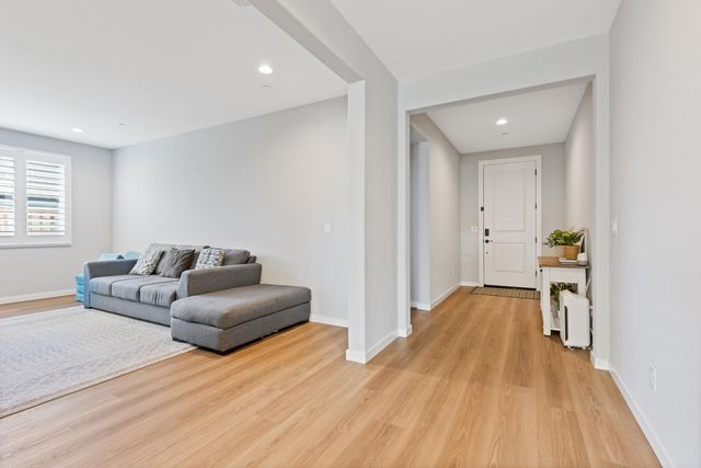 4138 Arjuna Way, Rancho Cordova, CA 95742