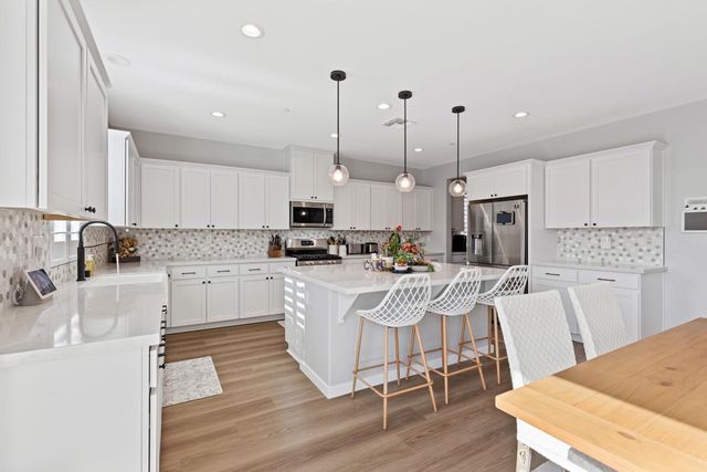 4138 Arjuna Way, Rancho Cordova, CA 95742