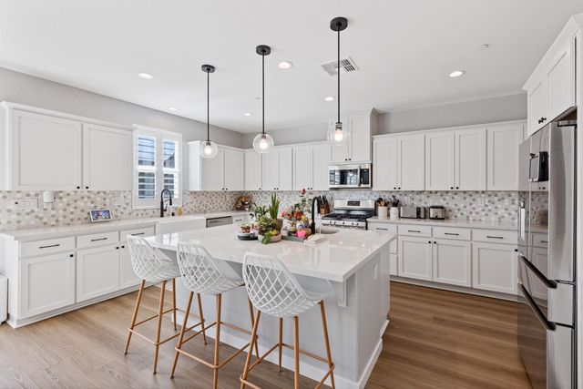 4138 Arjuna Way, Rancho Cordova, CA 95742