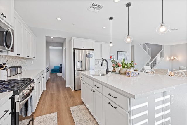 4138 Arjuna Way, Rancho Cordova, CA 95742