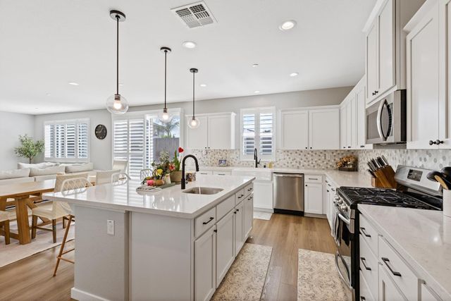 4138 Arjuna Way, Rancho Cordova, CA 95742