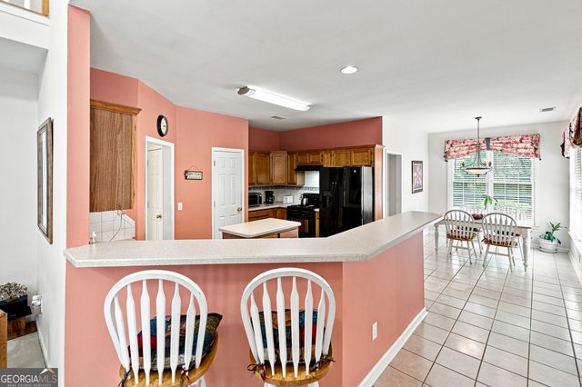243 Harbor Pointe Drive, Stone Mountain, GA 30087