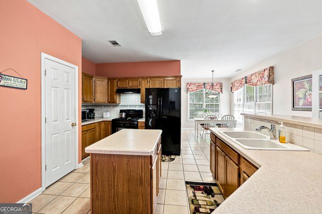 243 Harbor Pointe Drive, Stone Mountain, GA 30087