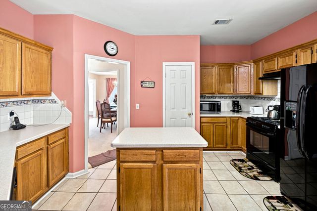 243 Harbor Pointe Drive, Stone Mountain, GA 30087
