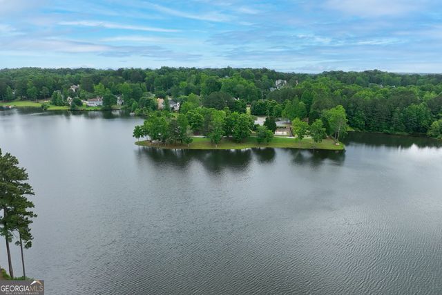 243 Harbor Pointe Drive, Stone Mountain, GA 30087