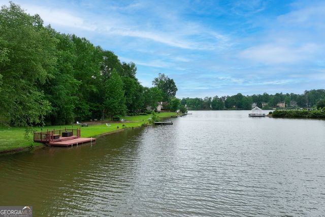 243 Harbor Pointe Drive, Stone Mountain, GA 30087
