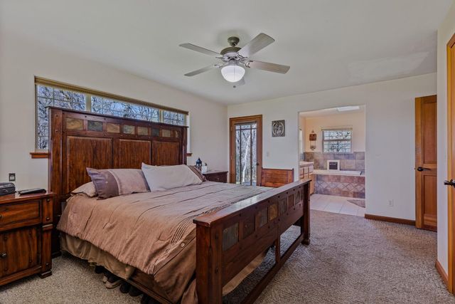 11730 Creek View Dr, Grass Valley, CA 95949