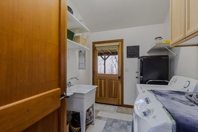 11730 Creek View Dr, Grass Valley, CA 95949