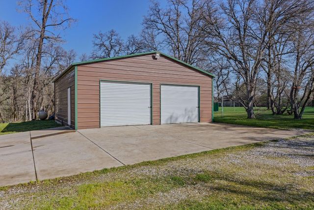 11730 Creek View Dr, Grass Valley, CA 95949