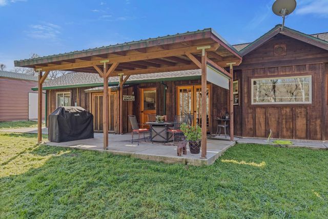 11730 Creek View Dr, Grass Valley, CA 95949