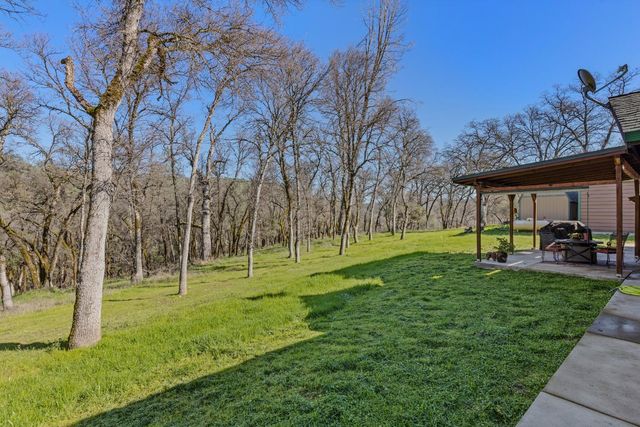 11730 Creek View Dr, Grass Valley, CA 95949