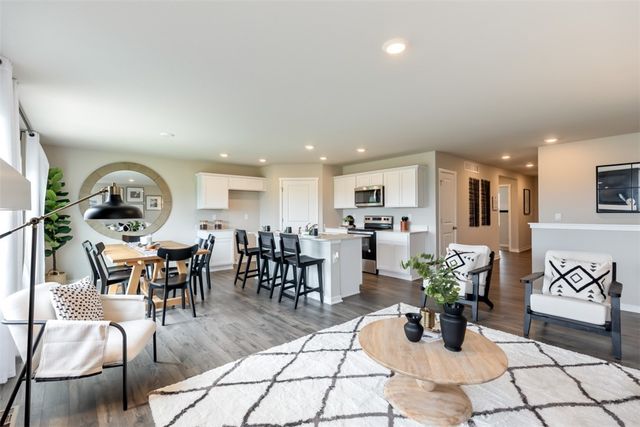 504 Quetzal Drive, Norwalk, IA 50211