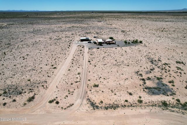 22090 Solo Runway, Deming, NM 88030