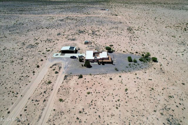 22090 Solo Runway, Deming, NM 88030