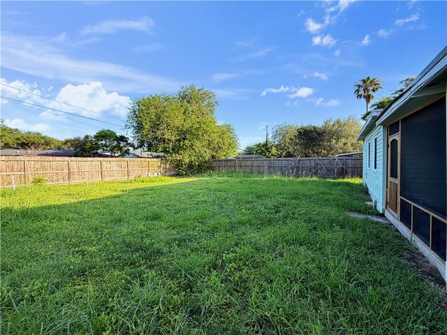 4810 Wexford Dr, Corpus Christi, TX 78411