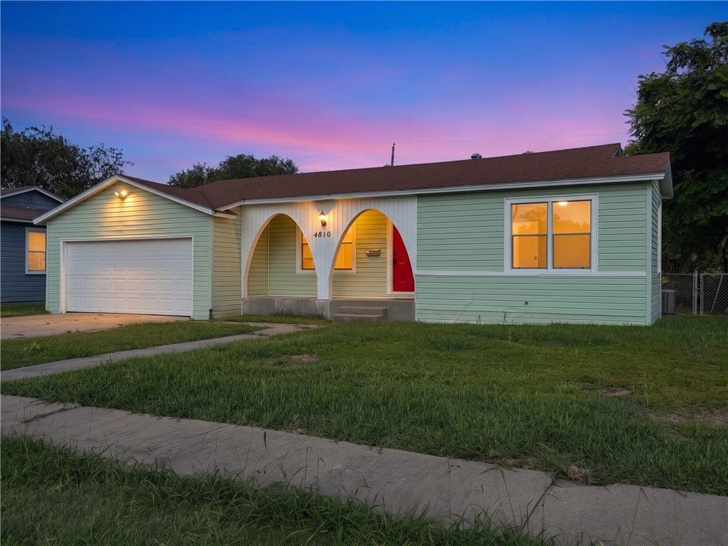 4810 Wexford Dr, Corpus Christi, TX 78411