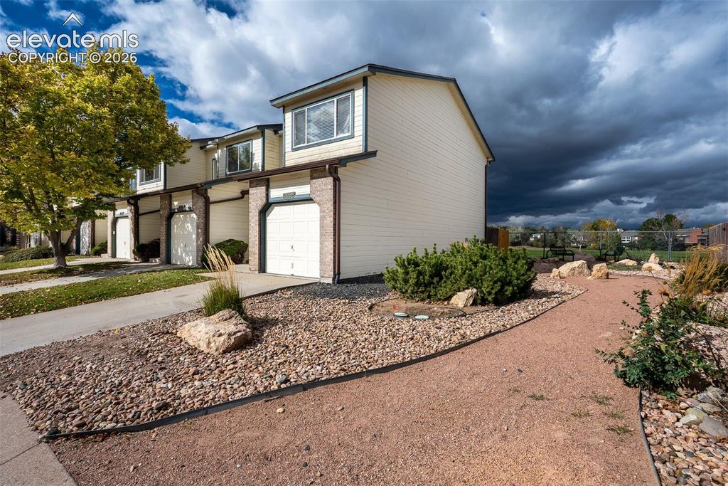 3644 Pacific Drive, Colorado Springs, CO 80910 — photo 2