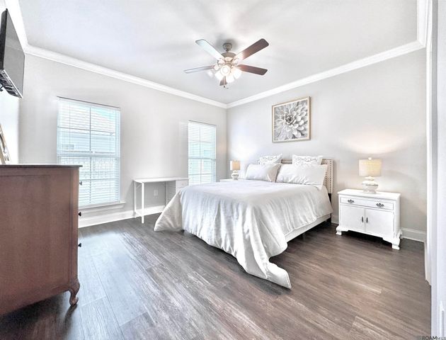 8149 Village Lake Ave, Baton Rouge, LA 70820