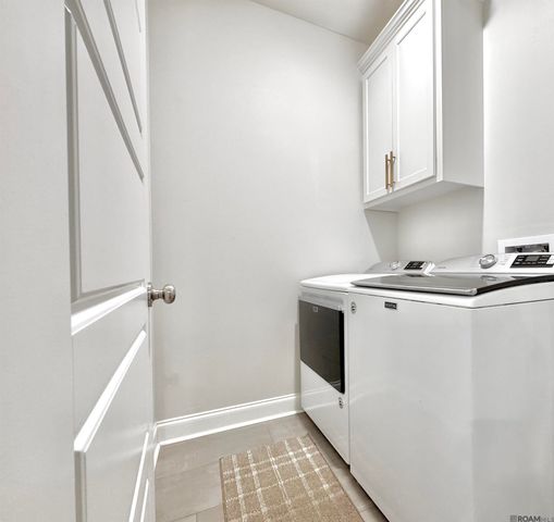 8149 Village Lake Ave, Baton Rouge, LA 70820