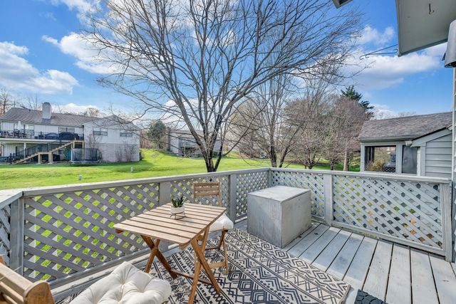 S 2437 Clearing RD, Salem, VA 24153