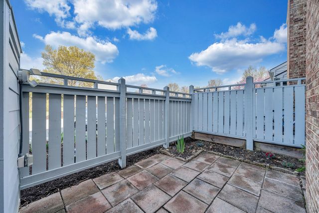 S 2437 Clearing RD, Salem, VA 24153